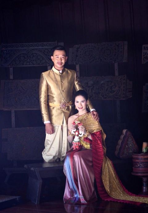 ชุดไทยจันทร์โสมา