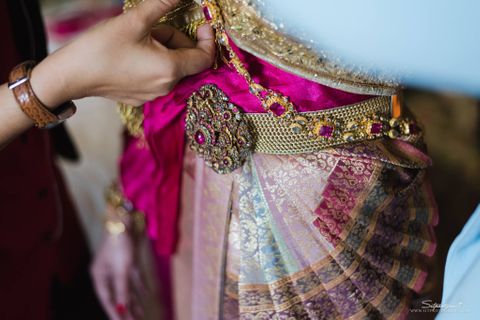 ชุดไทยจันทร์โสมา