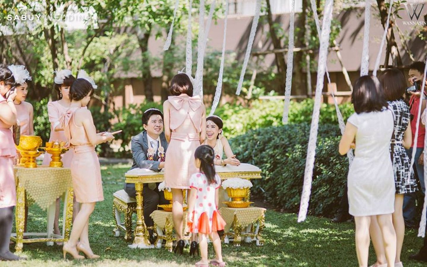 เจ้าบ่าว,เจ้าสาว,งานหมั้น,พิธีหมั้น,งานแต่งในสวน,งานแต่ง outdoor 7 งานแต่ง Outdoor เก๋ไก๋ ในกรุงเทพ