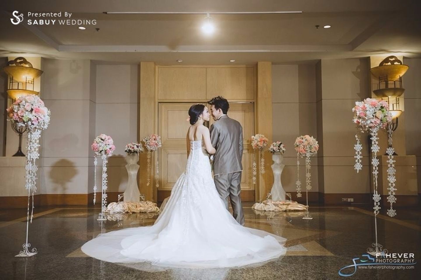 บ่าวสาว,ชุดบ่าวสาว,ชุดเจ้าสาว,ชุดเจ้าบ่าว,รูปงานแต่ง,สถานที่แต่งงาน,สถานที่จัดงานแต่งงาน,จัดดอกไม้งานแต่ง รีวิวงานแต่ง ตกแต่งสวย & Save ได้ดั่งใจ เลือกใช้ของ D.I.Y ทำเอง @Miracle Grand Convention