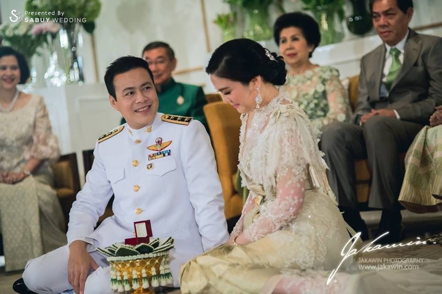 พิธีหมั้น,งานหมั้น,งานแต่งดารา,ชุดหมั้น งานแต่งงานคุณโบว์-ชญาดา และ คุณแบ็งค์-ร้อยเอก กฤชพล โรงแรมอนันตราสยาม