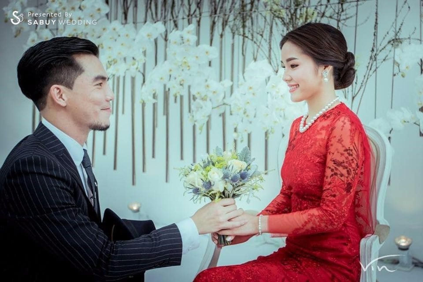 ชุดหมั้น,งานหมั้น,ช่อดอกไม้เจ้าสาว,งานแต่งดารา วิวาห์ ฮาเฮ เผือก ลูกจ๋า @วิลล่าการ์เดนท์  โรงแรมสุโขทัย