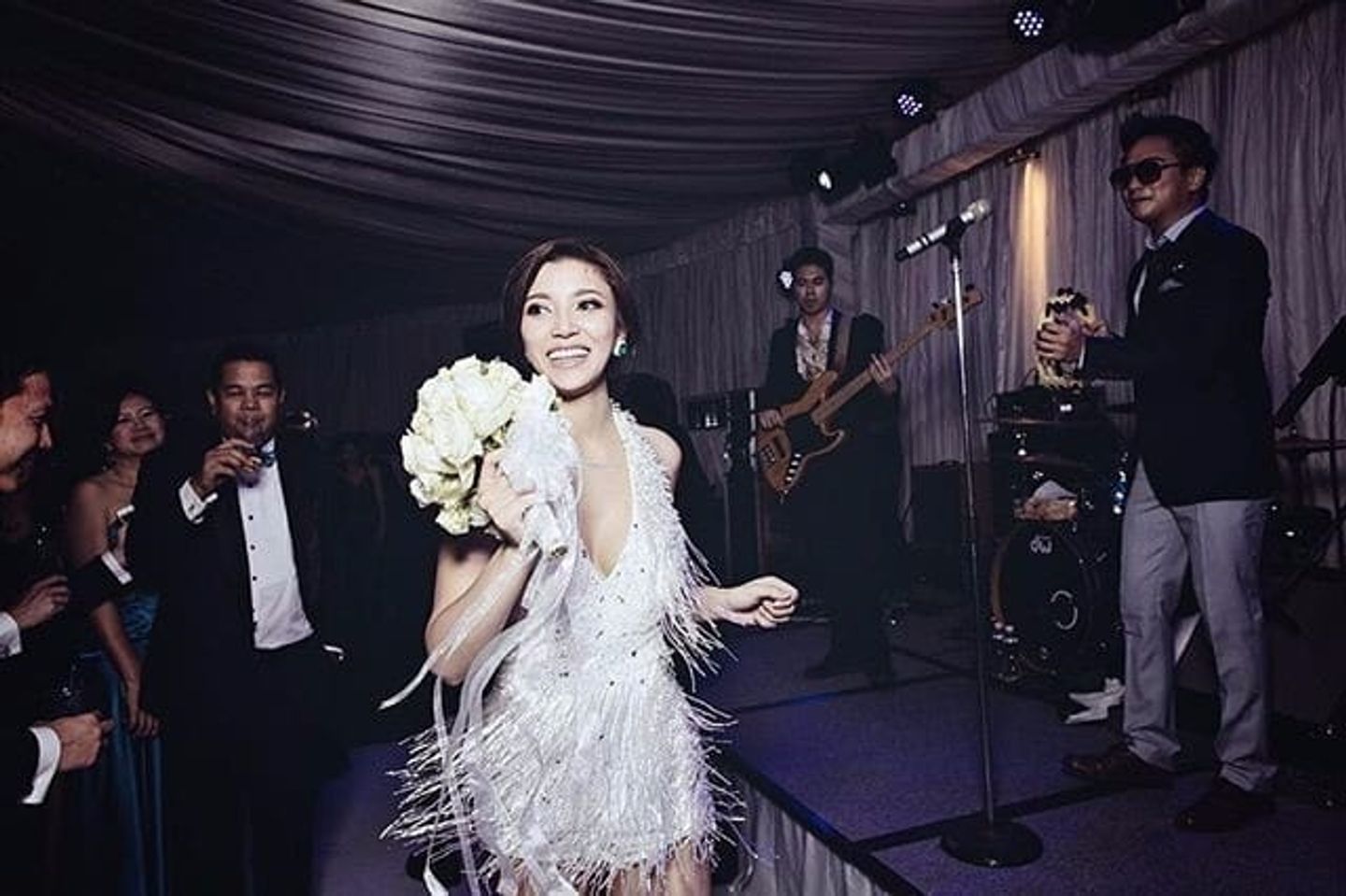 เจ้าสาว,ชุดเจ้าสาว,ชุดแต่งงานดารา,ชุดอาฟเตอร์ปาร์ตี้ 4 ชุดแต่งงานดาราที่มีสไตล์โดดเด่นที่สุดแห่งปี 2015