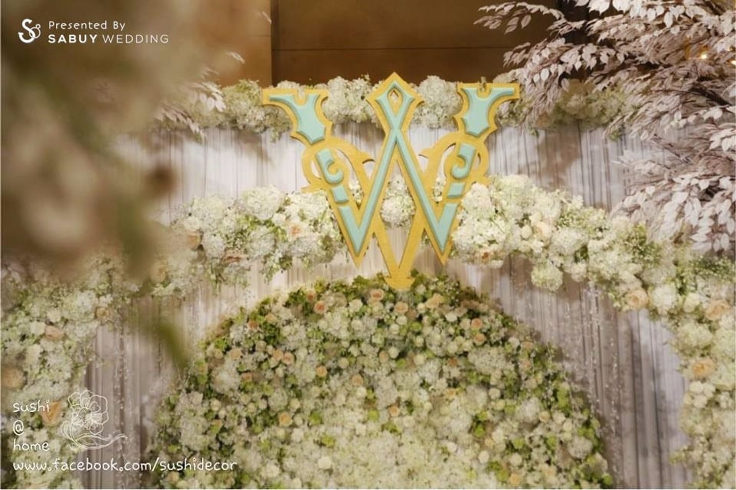 งานแต่งงาน,ตกแต่งงานแต่ง,จัดดอกไม้งานแต่ง,backdrop งานแต่ง,แบคดรอป,ดอกไม้,ธีมงานแต่ง งานแต่งงานสวยหวานโรแมนติค ด้วยธีมสีขาวล้วนยอดนิยม