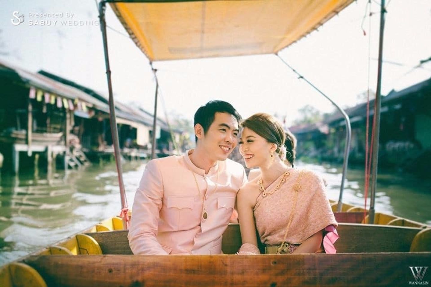 งานหมั้น,ชุดหมั้น,ธีมงานหมั้น,เรือ รีวิวงานแต่ง หมั้นเช้าพิธีไทย สวยตรึงใจด้วยขันหมากทางเรือ @บ้านครูปู อัมพวา