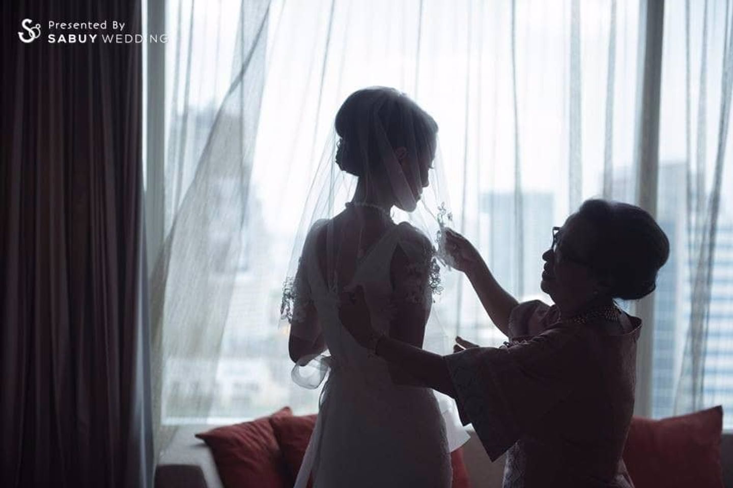 เจ้าสาว,ชุดเจ้าสาว รีวิวงานแต่งสวยถูกใจ พร้อมไฮไลท์เทคนิคซื้อชุดแต่งงานจากเมืองนอก @Eastin Grand Sathorn