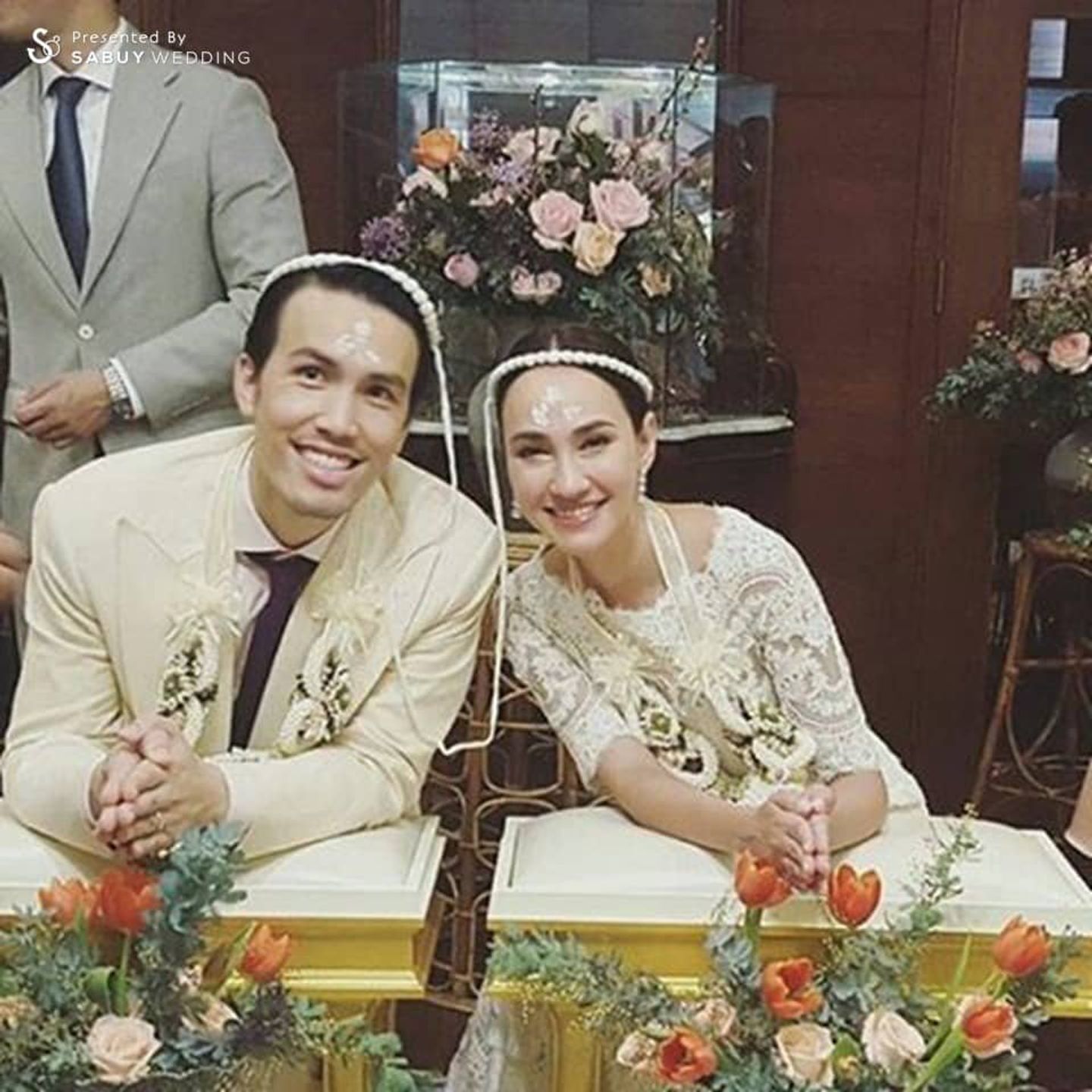 งานหมั้น,พิธีหมั้น,บ่าวสาว,งานแต่งดารา อบอุ่น เรียบง่าย งานแต่งงาน เจนสุดา พอล สิริสันต์