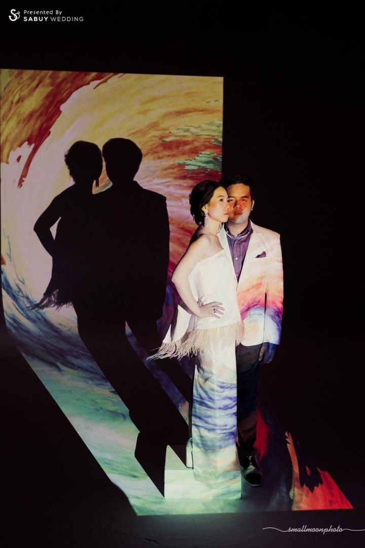 คู่รัก,ถ่ายภาพพรีเวดดิ้ง,ถ่ายพรีเวดดิ้ง,พรีเวดดิ้ง,prewedding พรีเวดดิ้ง คอนเซ็ปต์ Art & Life นิ่งแต่เท่ เก๋ด้วยแสงและเงา