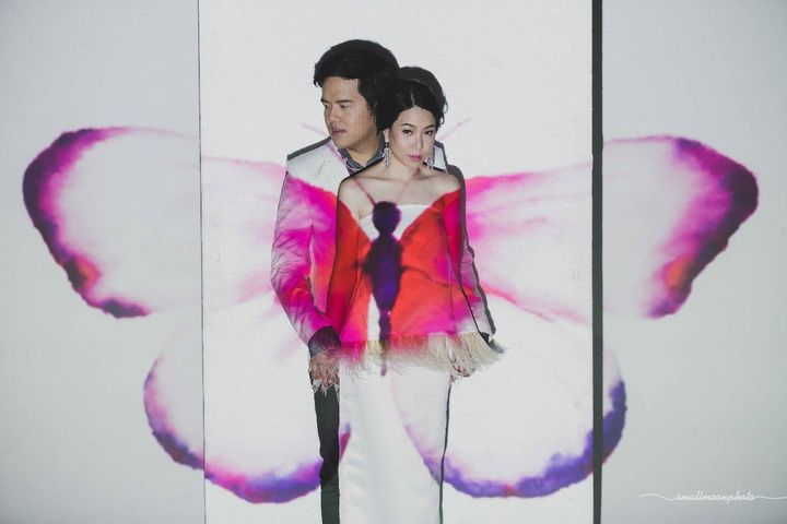 พรีเวดดิ้ง คอนเซ็ปต์ Art & Life นิ่งแต่เท่ เก๋ด้วยแสงและเงา