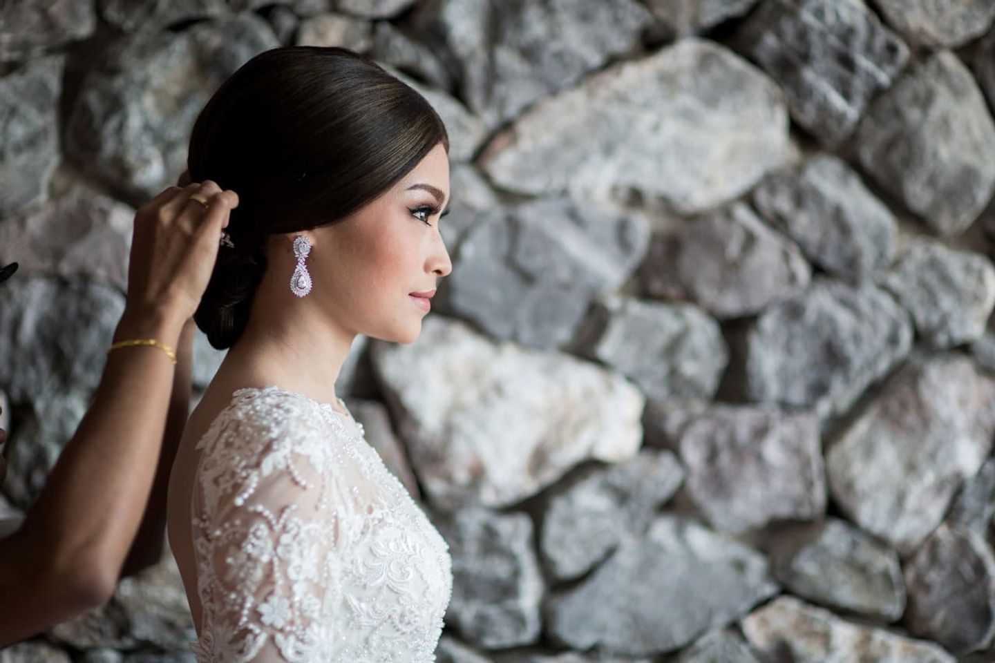 เจ้าสาว,ชุดเจ้าสาว รีวิวงานแต่งริมทะเล บรรยากาศดี กับพิธีแลกแหวนในแสงสวยๆ ยามเย็น @X2 Resorts Kui Buri
