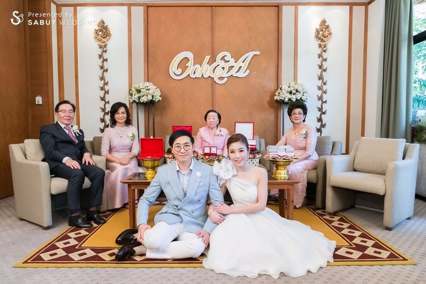 งานหมั้น,ชุดหมั้น,บ่าวสาว,ครอบครัวบ่าวสาว,สินสอด,ตกแต่งงานแต่ง รีวิวงานแต่ง Winter Wedding เรียบเท่ มีสไตล์ ดอกไม้ไม่ต้องเยอะ @Grand Hyatt Erawan