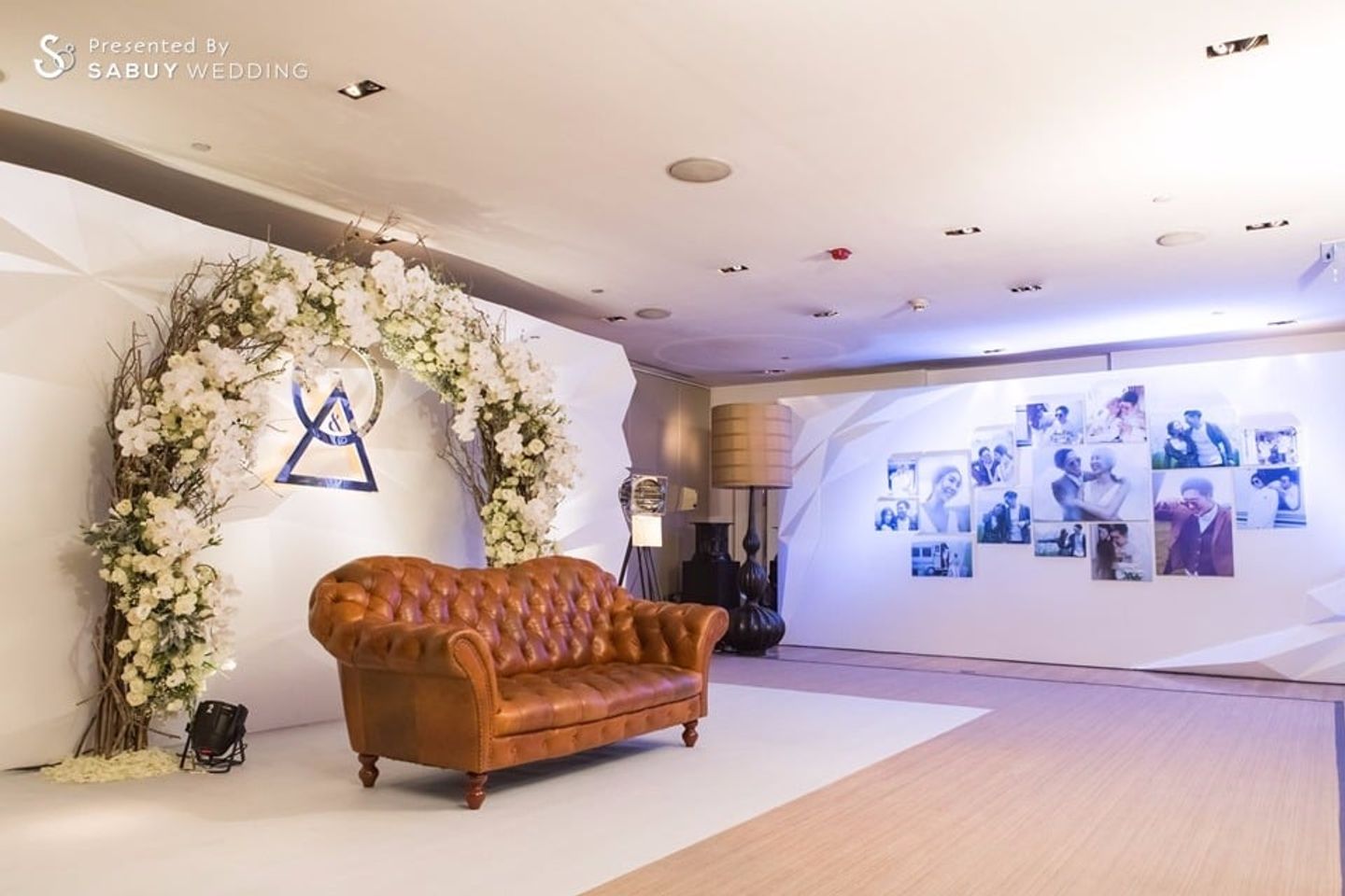 backdrop งานแต่ง,ตกแต่งงานแต่ง,จัดดอกไม้งานแต่ง,แกลอรี่งานแต่ง รีวิวงานแต่ง Winter Wedding เรียบเท่ มีสไตล์ ดอกไม้ไม่ต้องเยอะ @Grand Hyatt Erawan