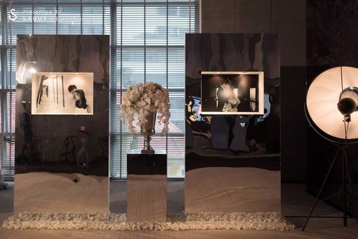 แกลอรี่งานแต่ง,ตกแต่งงานแต่ง,จัดดอกไม้งานแต่ง รีวิวงานแต่งสีขาวคลาสสิค เนรมิตไอเดียประดับไฟให้สวยเริ่ด @W Bangkok Hotel