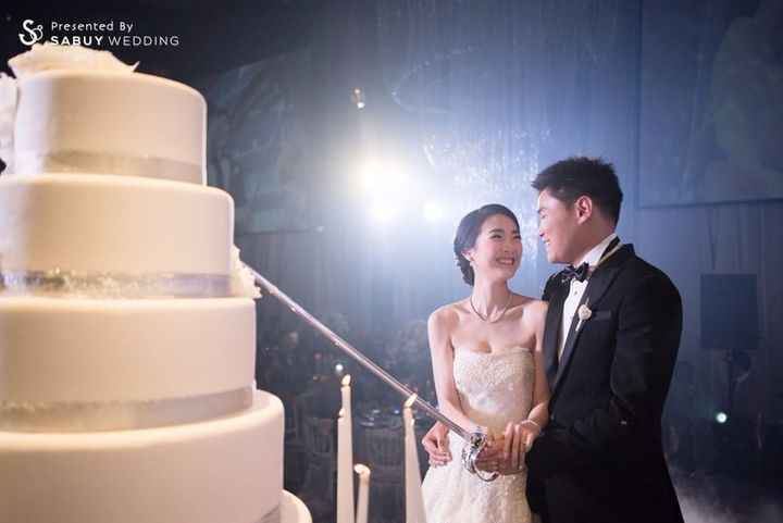 บ่าวสาว,ชุดบ่าวสาว,ชุดเจ้าสาว,ชุดเจ้าบ่าว,เค้กงานแต่ง,พิธีแต่งงาน รีวิวงานแต่งสีขาวคลาสสิค เนรมิตไอเดียประดับไฟให้สวยเริ่ด @W Bangkok Hotel