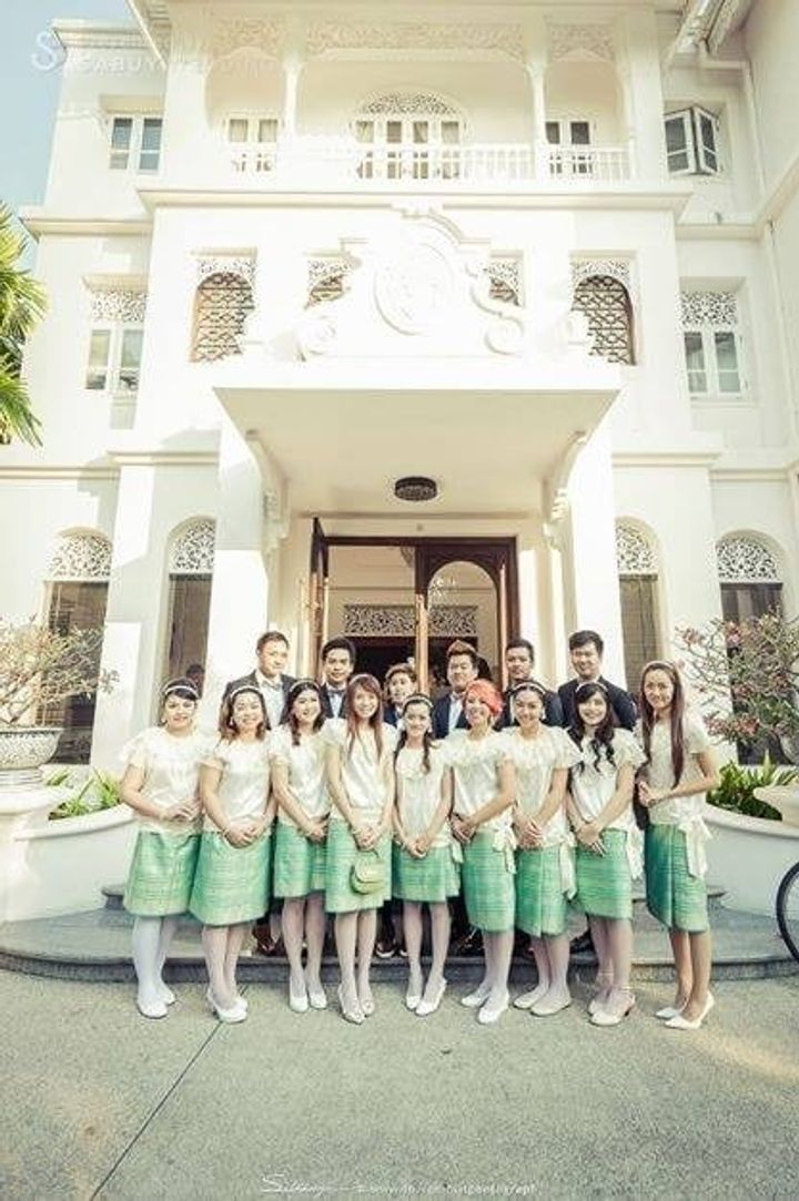 เพื่อนเจ้าสาว,ชุดเพื่อนเจ้าสาว,ชุดไทย,งานหมั้น,พิธีหมั้น,งานแต่งตอนเช้า,พิธีแต่งงาน,พิธีแต่งงานแบบไทย,เพื่อนเจ้าบ่าว 15 ชุดไทยเพื่อนเจ้าสาว สวยงามตามประเพณีไทย