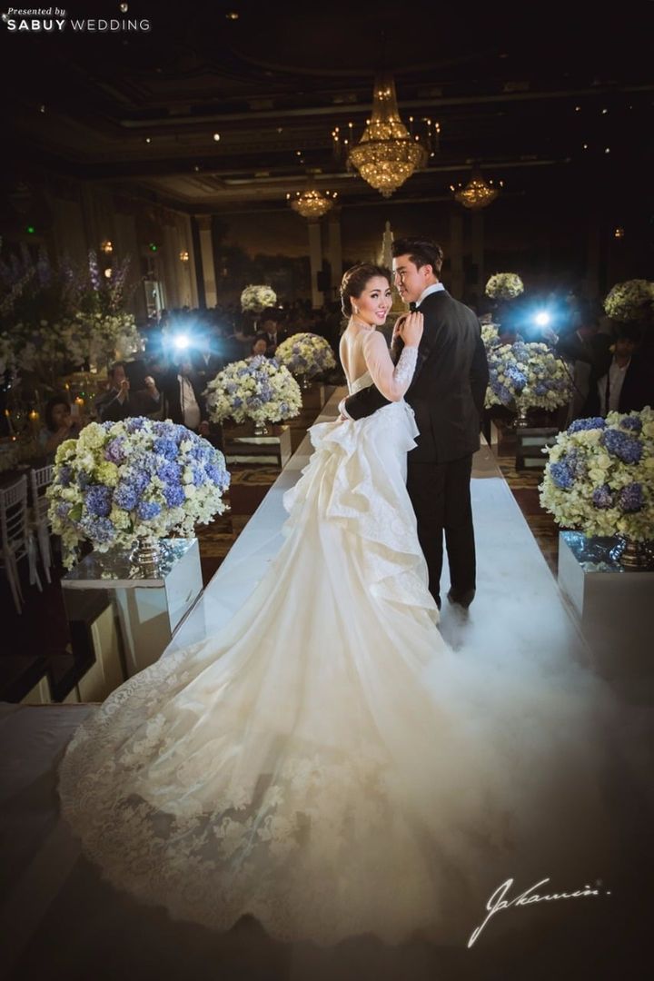 บ่าวสาว,ชุดบ่าวสาว,ชุดเจ้าสาว,ชุดเจ้าบ่าว,จัดดอกไม้งานแต่ง,ตกแต่งงานแต่ง,สถานที่แต่งงาน,สถานที่จัดงานแต่งงาน รีวิวงานแต่ง งดงามตามแบบไทย คงความคลาสิกไว้ได้อย่างลงตัว @Mandarin Oriental