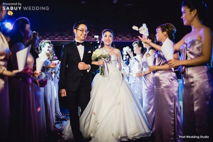 บ่าวสาว,ชุดบ่าวสาว,ชุดเจ้าบ่าว,ชุดเจ้าสาว,ดอกไม้เจ้าสาว,พิธีแต่งงาน,เพื่อนเจ้าสาว รีวิวงานแต่งสวยหรูดูดี แทนที่ Backdrop ด้วยโต๊ะสุดอลังการ @JW Marriott Hotel Bangkok