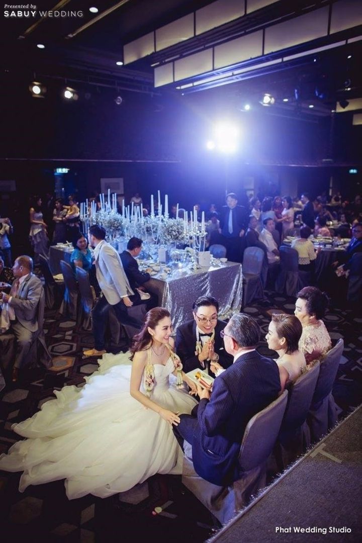 พิธีแต่งงาน,บ่าวสาว,ครอบครัวบ่าวสาว,สถานที่แต่งงาน,สถานที่จัดงานแต่งงาน,โรงแรม,โต๊ะจีน,ตกแต่งงานแต่ง รีวิวงานแต่งสวยหรูดูดี แทนที่ Backdrop ด้วยโต๊ะสุดอลังการ @JW Marriott Hotel Bangkok