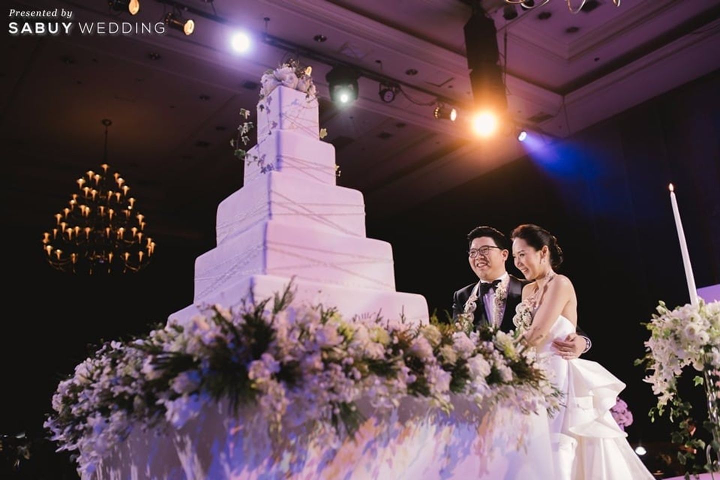 บ่าวสาว,ชุดบ่าวสาว,รูปงานแต่ง,เค้กงานแต่ง,จัดดอกไม้งานแต่ง รีวิวงานแต่งสุดคูลโทนขาวเทาดำ ในสไตล์ Loft & Minimal @Grand Hyatt Erawan