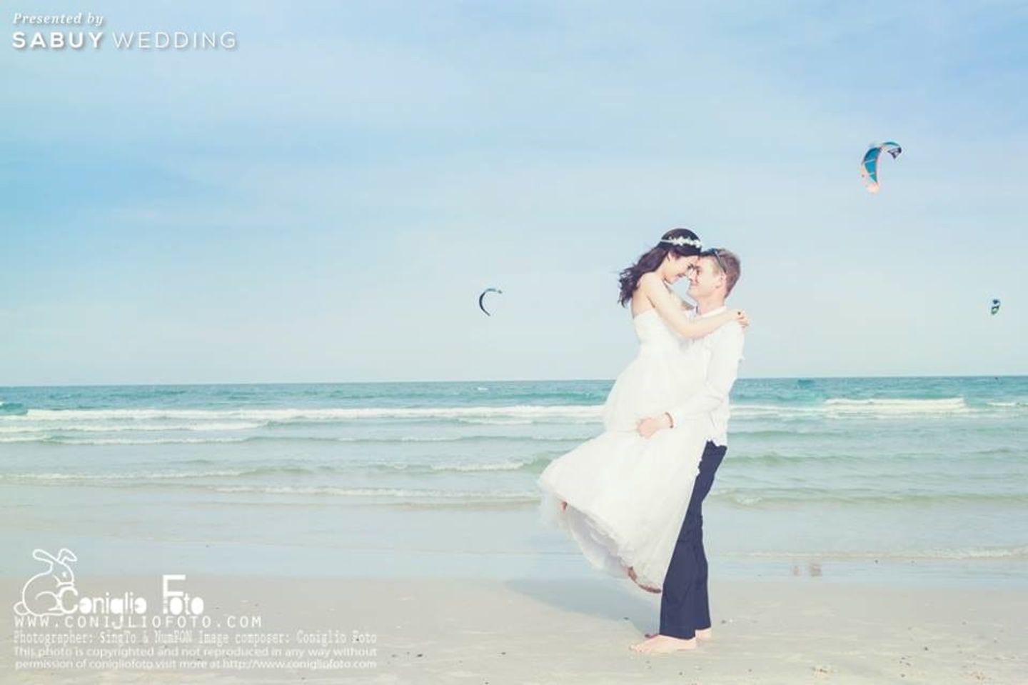 คู่รัก,ถ่ายภาพพรีเวดดิ้ง,ถ่ายพรีเวดดิ้ง,พรีเวดดิ้ง,prewedding,สถานที่ถ่ายพรีเวดดิ้ง 13 ภาพพรีเวดดิ้งริมทะเล พร้อมพิกัดสถานที่ ใครชอบวิวนี้ตามไปค่ะ!
