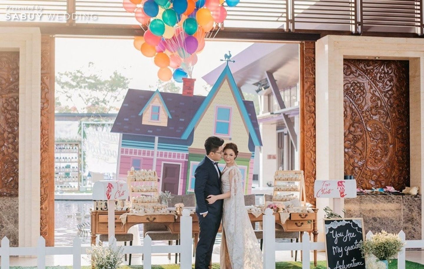 บ่าวสาว,ชุดบ่าวสาว,ชุดเจ้าสาว,ชุดเจ้าบ่าว,ธีมงานแต่ง,backdrop งานแต่ง,ตกแต่งงานแต่ง,รูปงานแต่ง รีวิวงานแต่ง ขนฉากบอลลูนสุดป๊อป มาใช้เป็นพร็อพในงานธีม UP @Phothalai Leisure Park