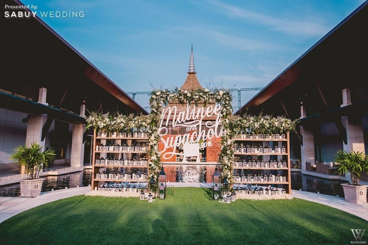 backdrop งานแต่ง,ตกแต่งงานแต่ง,สถานที่แต่งงาน,สถานที่จัดงานแต่งงาน รีวิวงานแต่ง ขนฉากบอลลูนสุดป๊อป มาใช้เป็นพร็อพในงานธีม UP @Phothalai Leisure Park