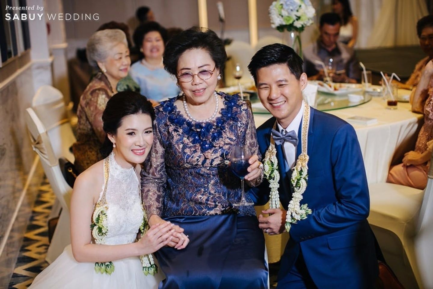 บ่าวสาว,ชุดบ่าวสาว,ชุดเจ้าสาว,ชุดเจ้าบ่าว,รูปงานแต่ง รีวิวงานแต่ง ธีมสวนน้อยแต่ดูดี ของบ่าวสาวสายเฮลตี้รักสุขภาพ @U Sathorn