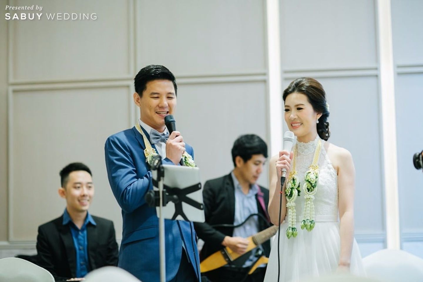 บ่าวสาว,ชุดบ่าวสาว,ชุดเจ้าสาว,ชุดเจ้าบ่าว,รูปงานแต่ง รีวิวงานแต่ง ธีมสวนน้อยแต่ดูดี ของบ่าวสาวสายเฮลตี้รักสุขภาพ @U Sathorn