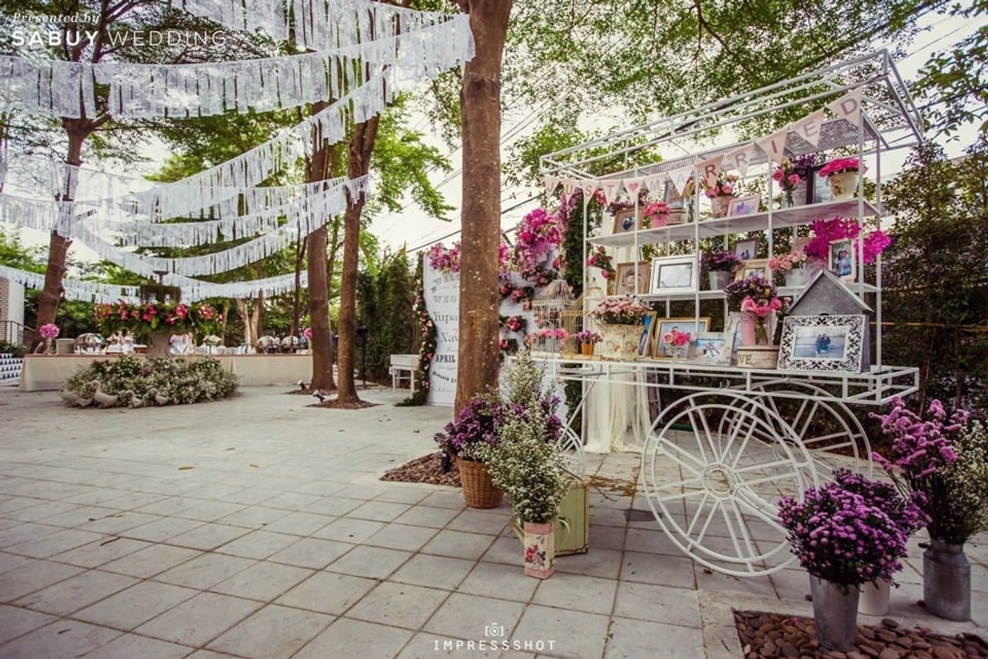 ตกแต่งงานแต่ง,งานแต่ง outdoor,จัดดอกไม้งานแต่ง,สถานที่แต่งงาน,สถานที่จัดงานแต่งงาน,งานแต่งในสวน รีวิวงานแต่งในฝันของคนยุคใหม่ อบอุ่นสดใส ในสไตล์ของตัวเอง @Bangkok Garden Studio