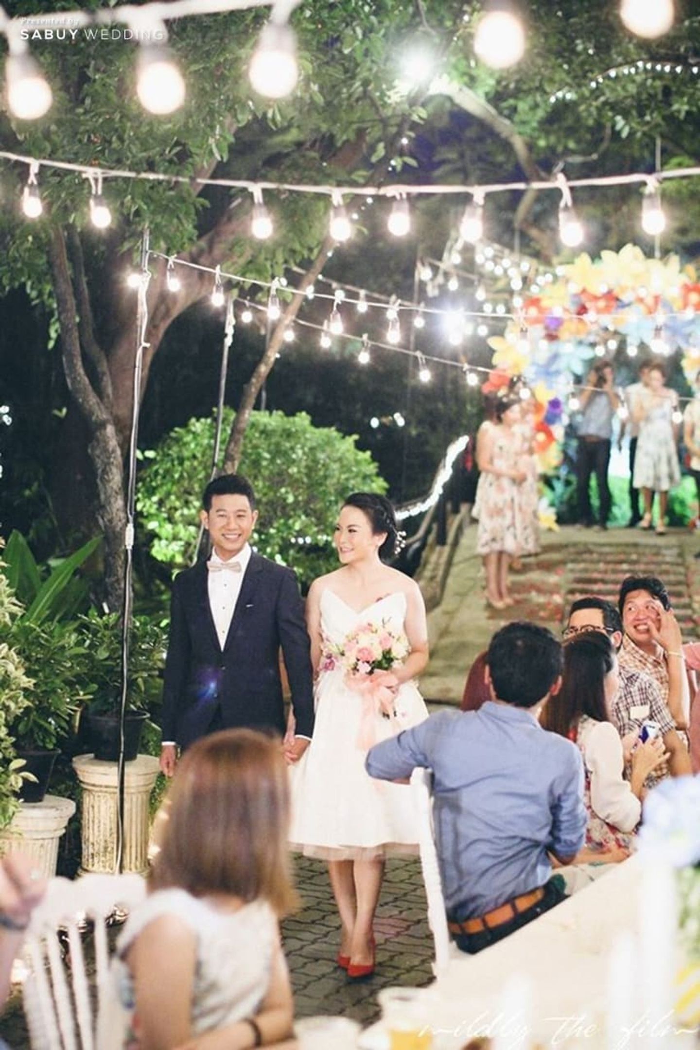 บ่าวสาว,ชุดบ่าวสาว,ชุดเจ้าบ่าว,ชุดเจ้าสาว,ดอกไม้งานแต่ง,รูปงานแต่ง 3 ธีมงานแต่งเล็ก สนุกสดใส ในสถานที่แต่งงานสุดชิล