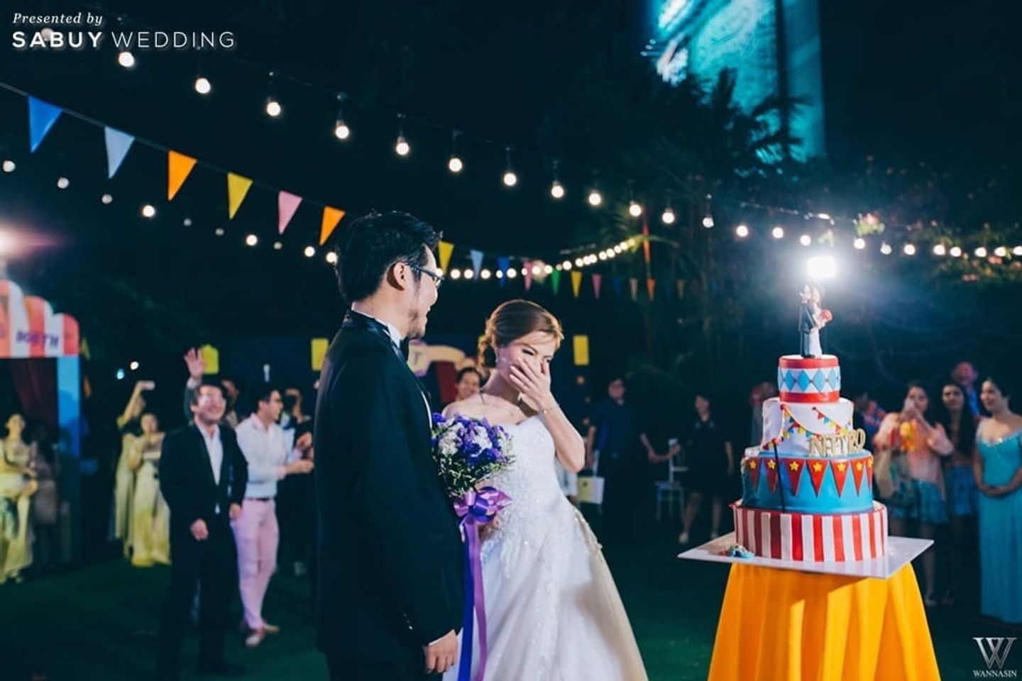 บ่าวสาว,ชุดบ่าวสาว,ดอกไม้เจ้าสาว,รูปงานแต่ง,เค้กงานแต่ง รีวิวงานแต่ง ปาร์ตี้แห่งความสุข ยกสวนสนุกมาไว้ในงาน @สยามสมาคม