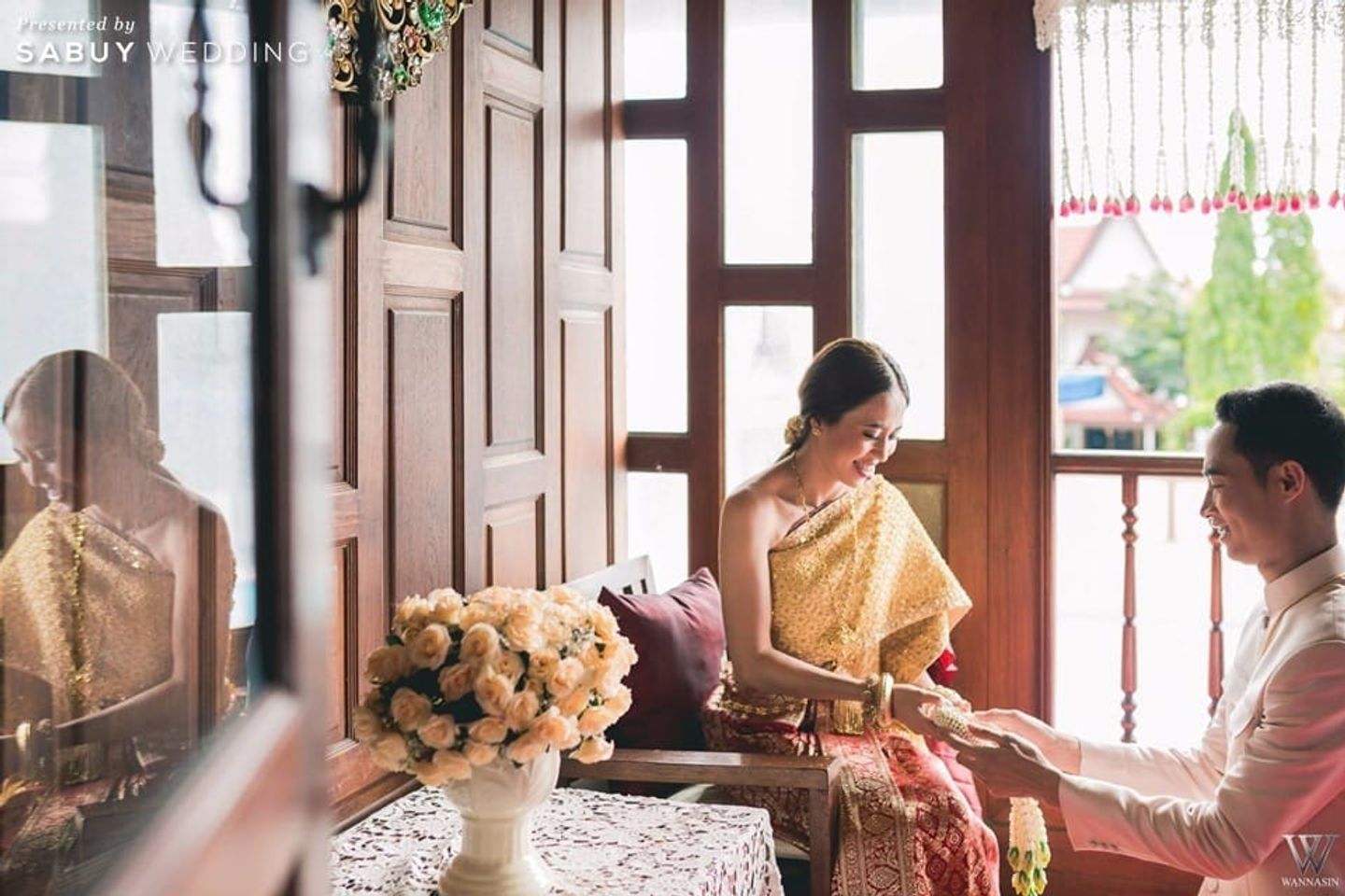 พิธีหมั้น,งานหมั้น,ชุดหมั้น,ชุดไทย รีวิวงานแต่งอบอุ่นตรึงใจ สไตล์เรือนไทยในสวน @เรือนไทยเบญจรงค์