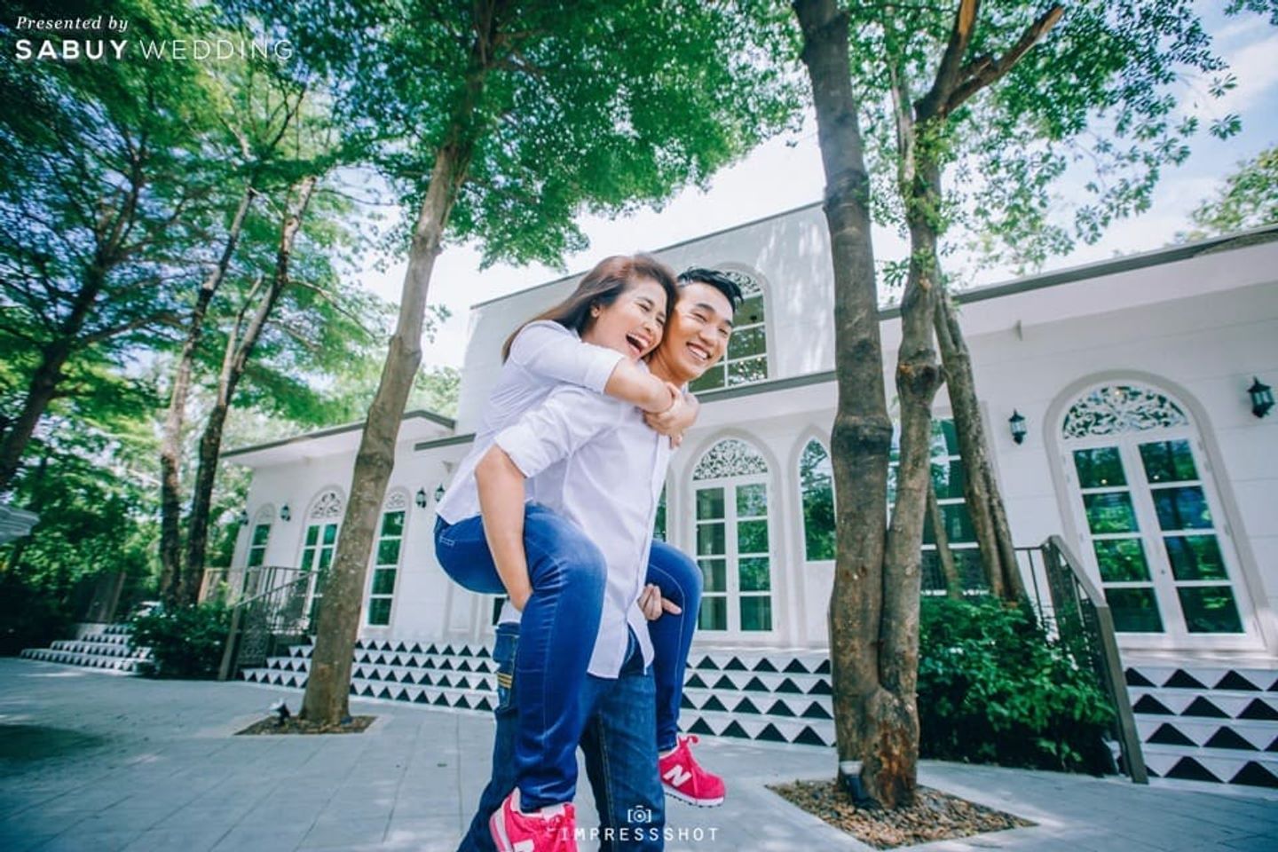 คู่รัก,ถ่ายภาพพรีเวดดิ้ง,ถ่ายพรีเวดดิ้ง,พรีเวดดิ้ง,prewedding,สถานที่ถ่ายพรีเวดดิ้ง พรีเวดดิ้งกลางสวน อบอุ่นใต้ร่มไม้ใหญ่  แถมอยู่ในกรุงเทพ
