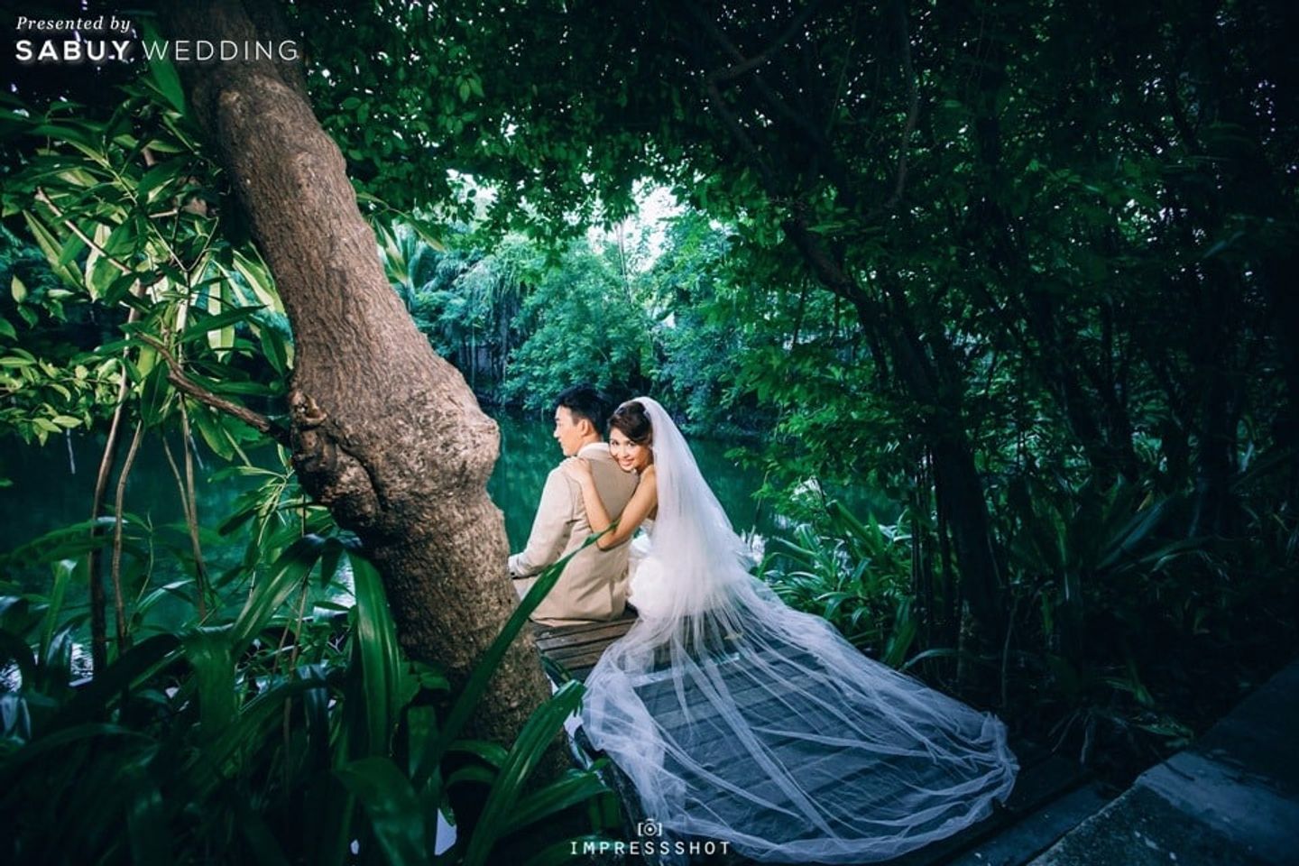 คู่รัก,ถ่ายภาพพรีเวดดิ้ง,ถ่ายพรีเวดดิ้ง,พรีเวดดิ้ง,prewedding พรีเวดดิ้งกลางสวน อบอุ่นใต้ร่มไม้ใหญ่  แถมอยู่ในกรุงเทพ