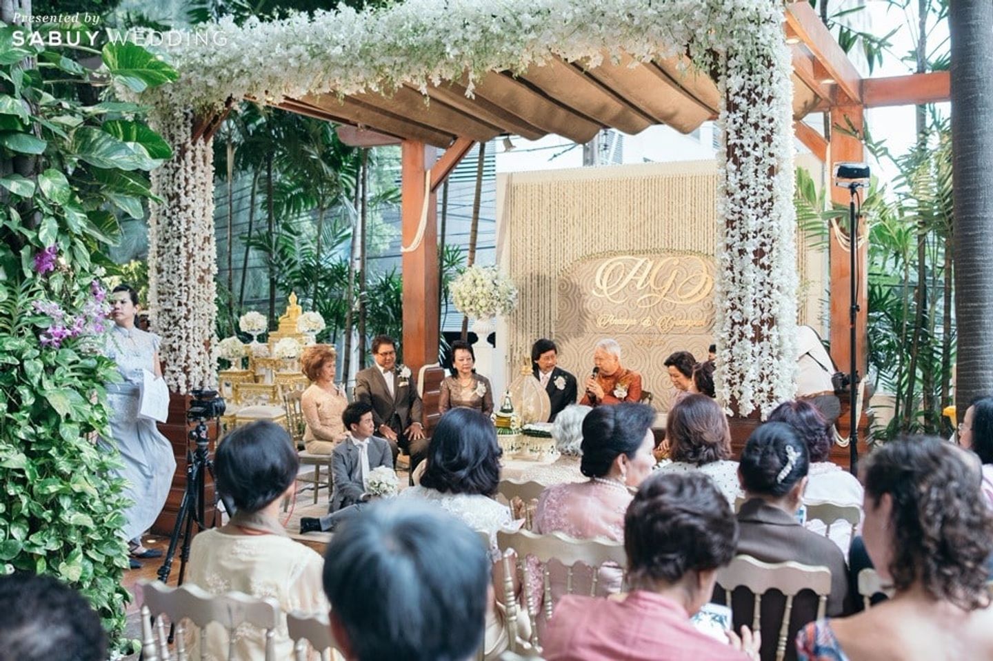 พิธีหมั้น,งานหมั้น,backdrop งานแต่ง,ตกแต่งงานแต่ง รีวิวงานแต่ง เต้นรำใต้ดวงดาว วิบวับด้วยแสงไฟ ฉบับ On Budget @Anantara Siam