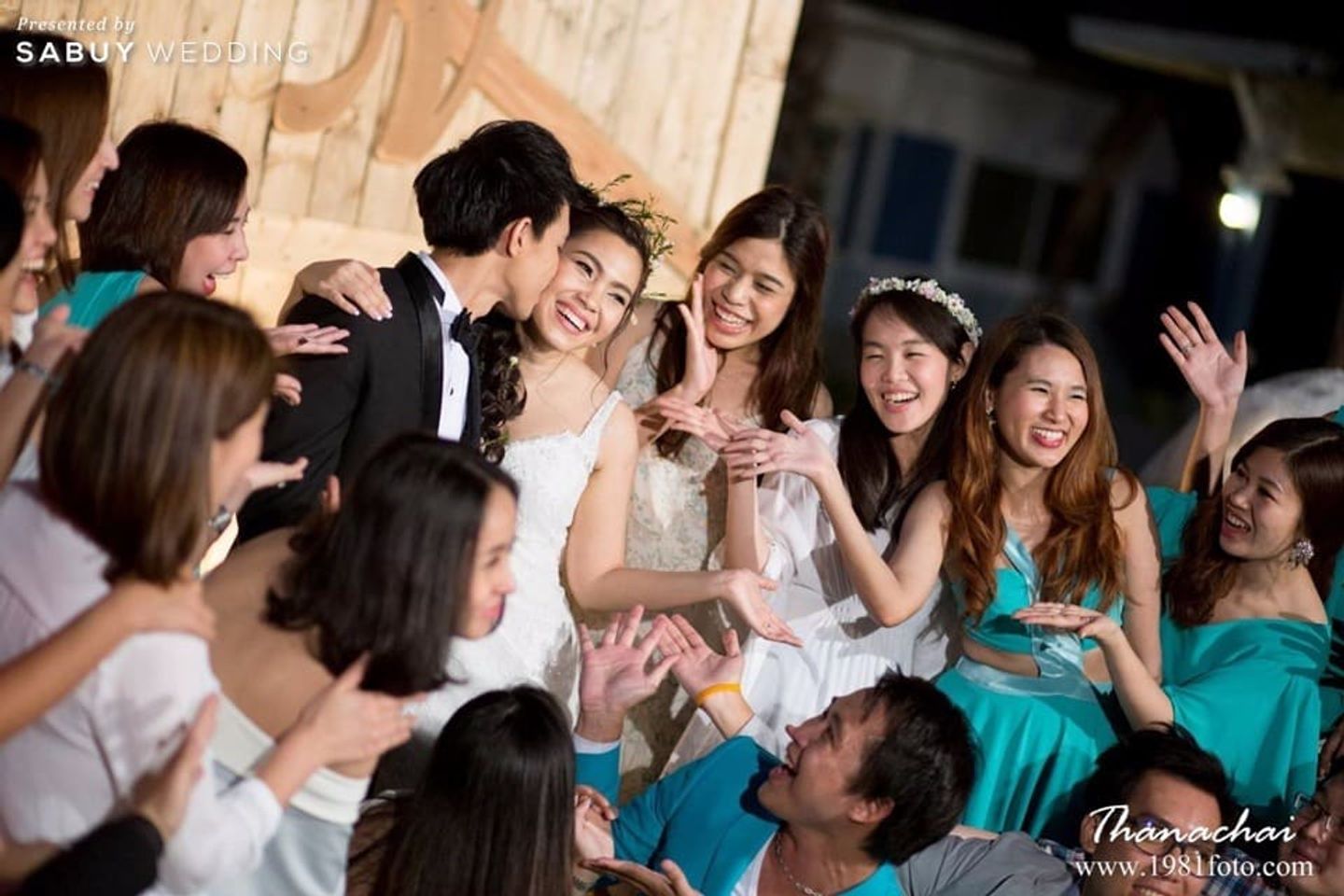 บ่าวสาว,งานแต่งงาน,เพื่อนเจ้าสาว,ชุดบ่าวสาว รีวิวงานแต่งโทนขาวฟ้า ใช้ทะเลมาเป็นแบคดรอป @โรงแรมเจ้าหลาว ทอแสง บีช จันทบุรี
