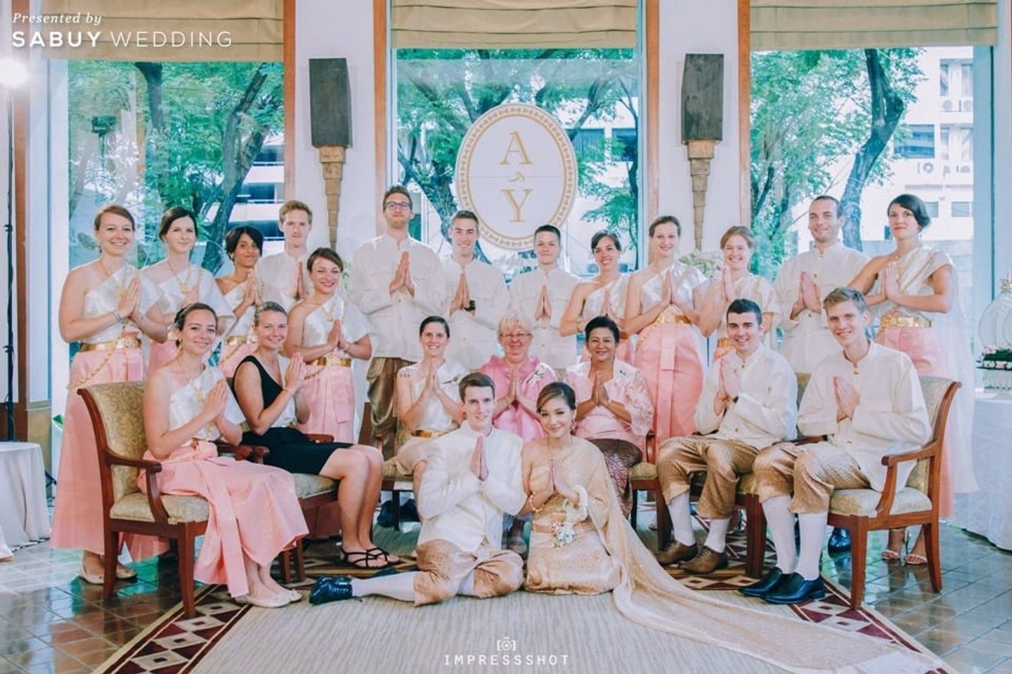พิธีหมั้น,งานหมั้น,ชุดหมั้น,ชุดไทย,บ่าวสาว,เพื่อนเจ้าสาว,เพื่อนเจ้าบ่าว รีวิวงานแต่ง พิธีหมั้นไทย ที่แขกฝรั่งเทใจให้ว่าเริ่ด @The Sukhothai Bangkok