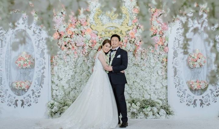 รีวิวงานแต่งแสนหวาน ละลานตาด้วยดอกไม้ลวดลายฉลุ @Renaissance Bangkok