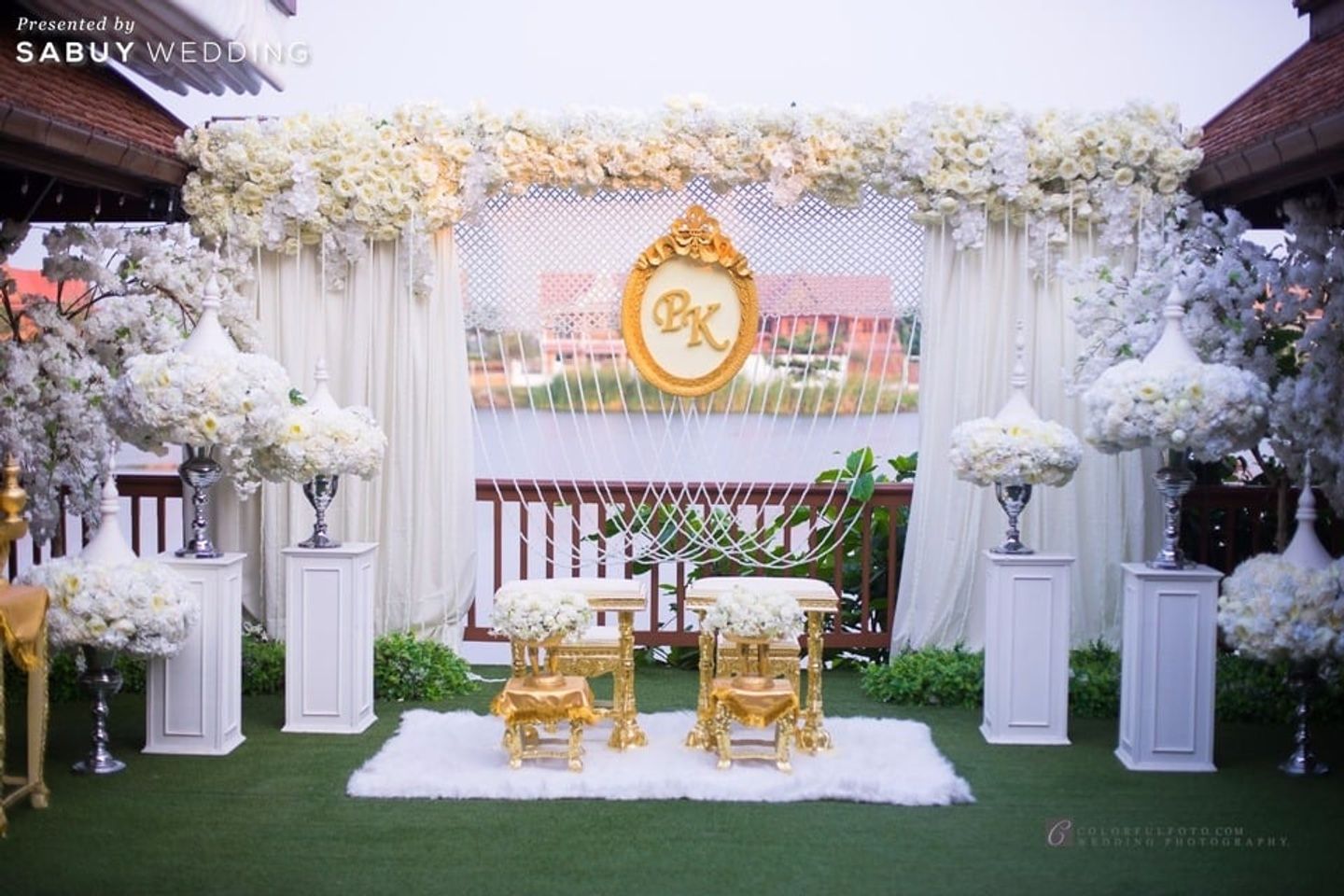 งานหมั้น,backdrop งานแต่ง,จัดดอกไม้งานแต่ง,ริมน้ำ รีวิวงานแต่งหมั้นเช้าเรียบง่าย ผสมผสานกลิ่นอายไทยวินเทจ @เรือนไทยเบญจรงค์