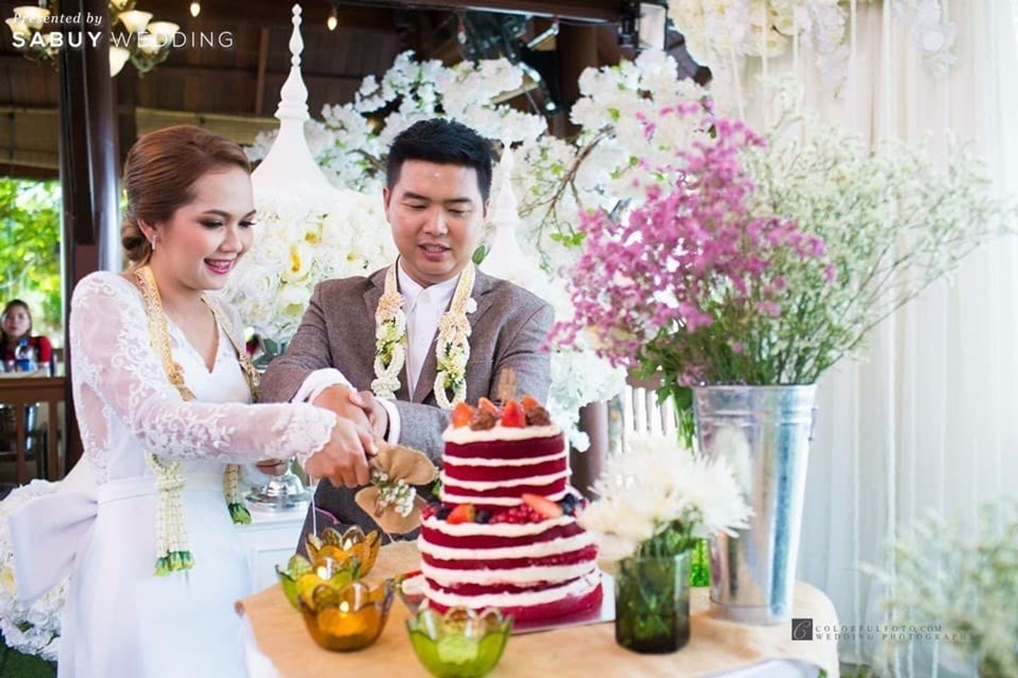 บ่าวสาว,ชุดบ่าวสาว,ชุดเจ้าสาว,ชุดเจ้าบ่าว,เค้กงานแต่ง,พิธีแต่งงาน,จัดดอกไม้งานแต่ง รีวิวงานแต่งหมั้นเช้าเรียบง่าย ผสมผสานกลิ่นอายไทยวินเทจ @เรือนไทยเบญจรงค์