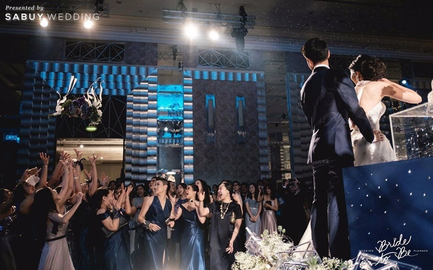 โยนดอกไม้เจ้าสาว,บ่าวสาว,เพื่อนเจ้าสาว,งานแต่งงาน รีวิวงานแต่ง Love in the universe สวยหรูในหมู่ดาว @Intercontinental Hotel