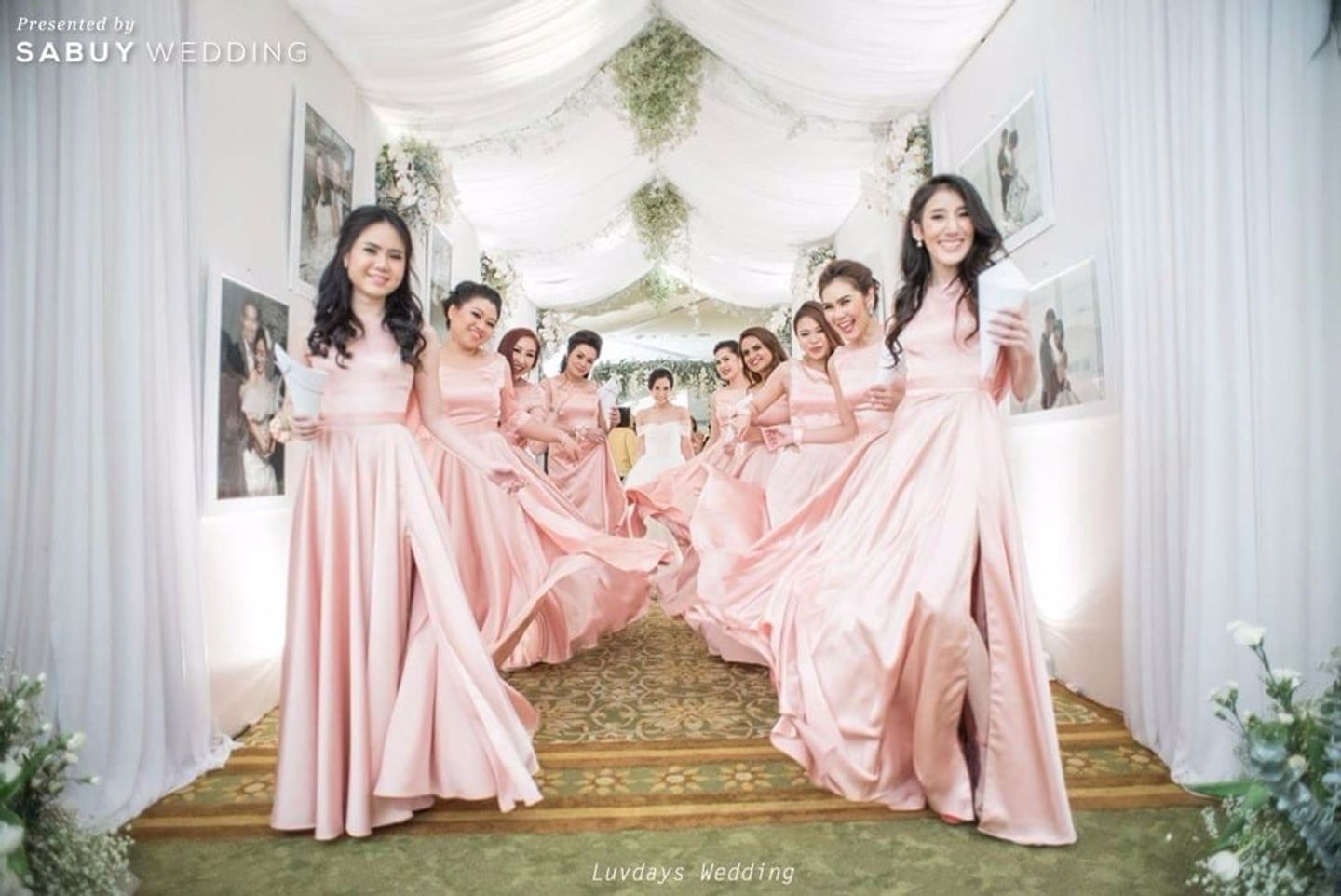 เจ้าสาว,เพื่อนเจ้าสาว,ชุดเพื่อนเจ้าสาว,แกลอรี่งานแต่ง,ตกแต่งงานแต่ง,ธีมงานแต่ง รีวิวงานแต่งสวยซึ้งอิ่มใจ เปี่ยมล้นความหมายในงานสมรสพระราชทาน @Dusit Thani