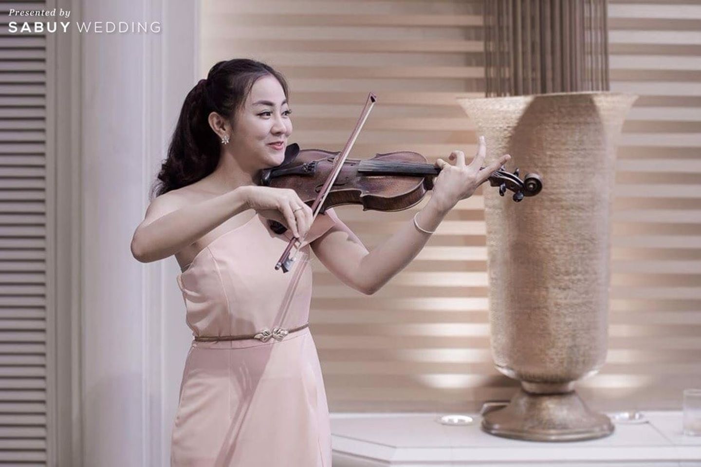 ดนตรีงานแต่ง รีวิวงานแต่งสวยซึ้งอิ่มใจ เปี่ยมล้นความหมายในงานสมรสพระราชทาน @Dusit Thani