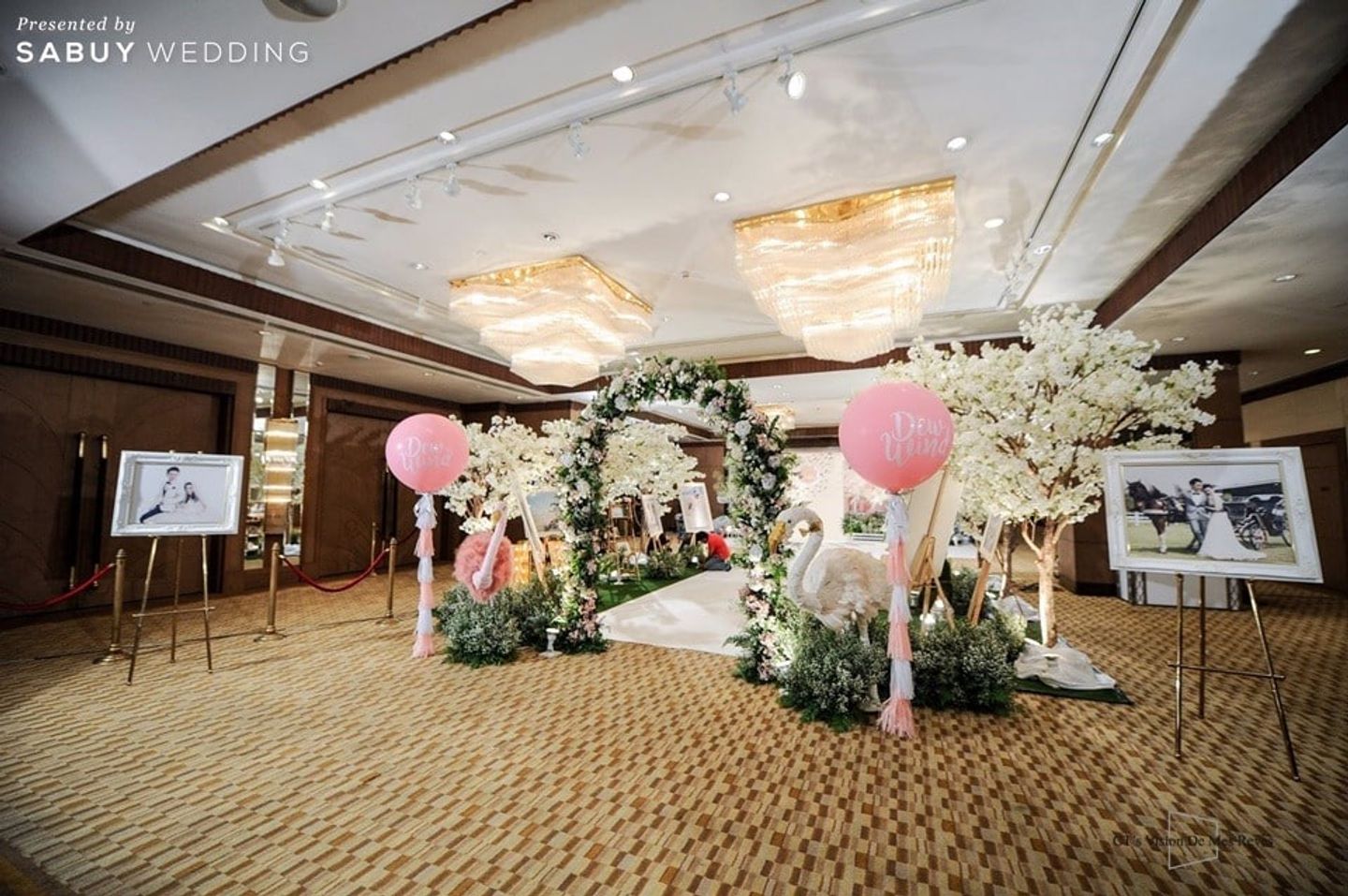 สถานที่แต่งงาน,สถานที่จัดงานแต่งงาน,ตกแต่งงานแต่ง,จัดดอกไม้งานแต่ง,แกลอรี่งานแต่ง รีวิวงานแต่งเปิดประตูสู่โลกเทพนิยาย ในโทนสีท้องฟ้า Vanilla sky @Plaza Athénée Bangkok