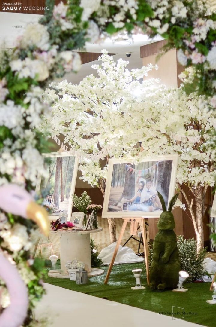 แกลอรี่งานแต่ง,ตกแต่งงานแต่ง,จัดดอกไม้งานแต่ง รีวิวงานแต่งเปิดประตูสู่โลกเทพนิยาย ในโทนสีท้องฟ้า Vanilla sky @Plaza Athénée Bangkok