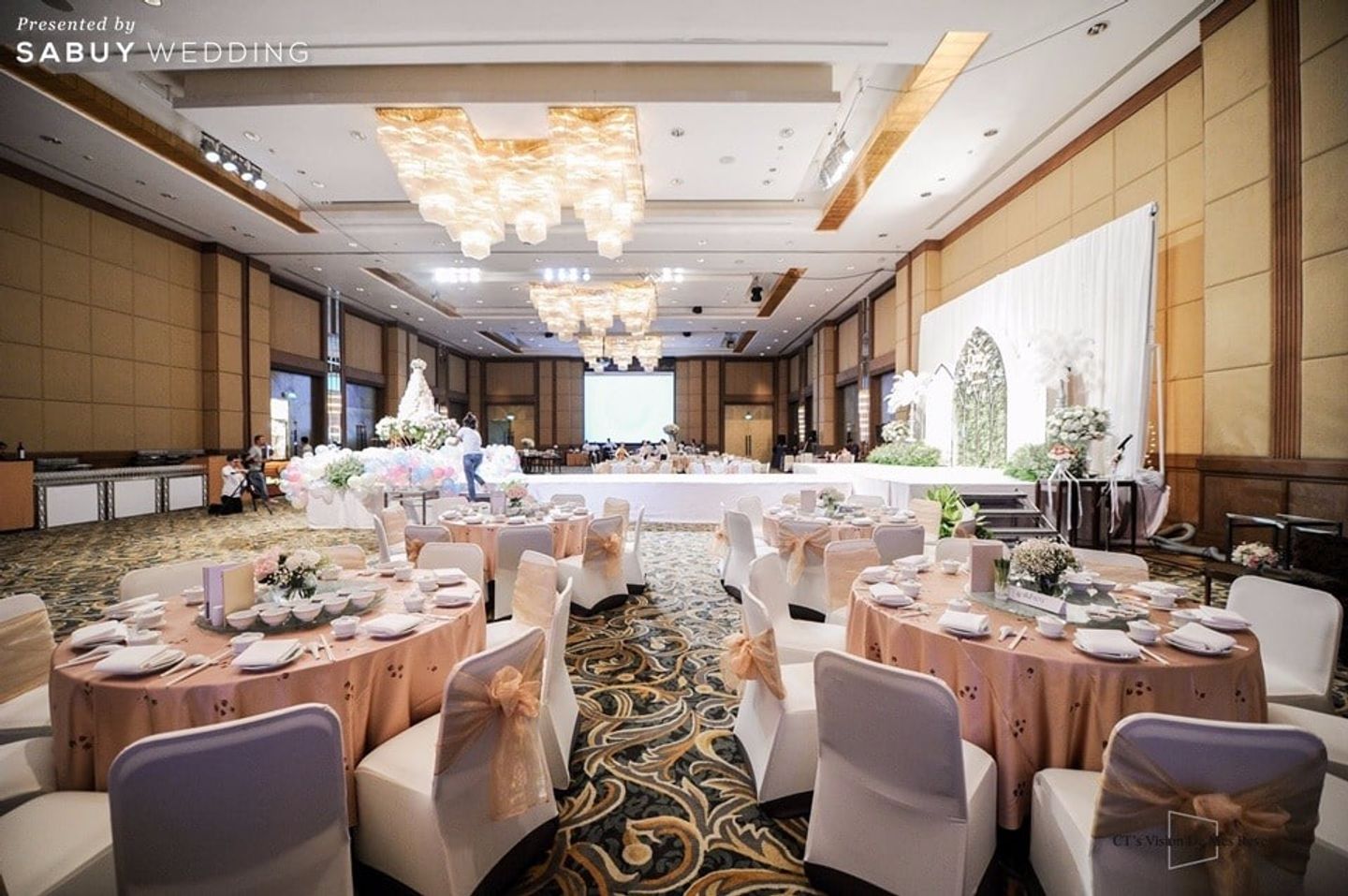 สถานที่แต่งงาน,สถานที่จัดงานแต่งงาน,โต๊ะจีน,ตกแต่งงานแต่ง,โรงแรม รีวิวงานแต่งเปิดประตูสู่โลกเทพนิยาย ในโทนสีท้องฟ้า Vanilla sky @Plaza Athénée Bangkok