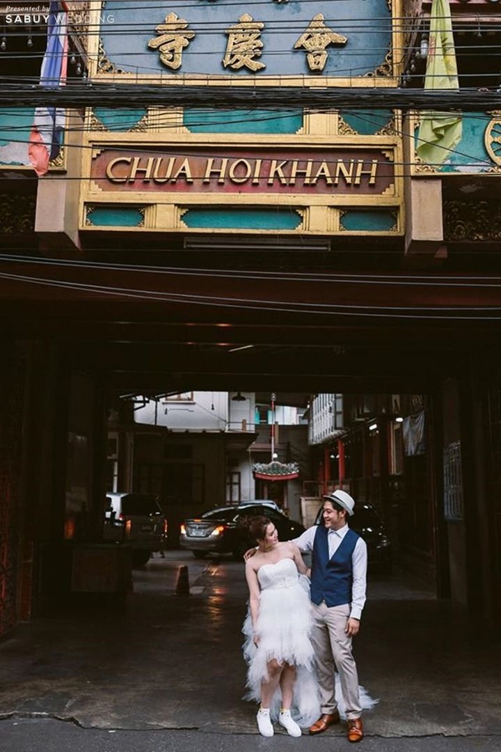 คู่รัก,ถ่ายภาพพรีเวดดิ้ง,ถ่ายพรีเวดดิ้ง,พรีเวดดิ้ง,prewedding,สถานที่ถ่ายพรีเวดดิ้ง เดินเล่นฟินๆ กินอาหารริมทาง สตรีทพรีเวดดิ้งยามค่ำคืนย่านเยาวราช