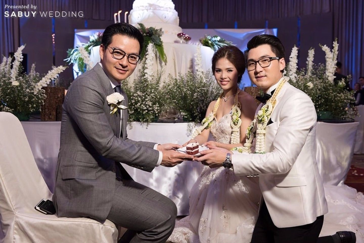 ดารา,บ่าวสาว,ชุดบ่าวสาว,จัดดอกไม้งานแต่ง,ตกแต่งงานแต่ง รีวิวงานแต่งเจ้าสาว #ทีมSabuy สามงานจัดง่าย แพลนได้เอง @Bangkok Marriott Sukhumvit