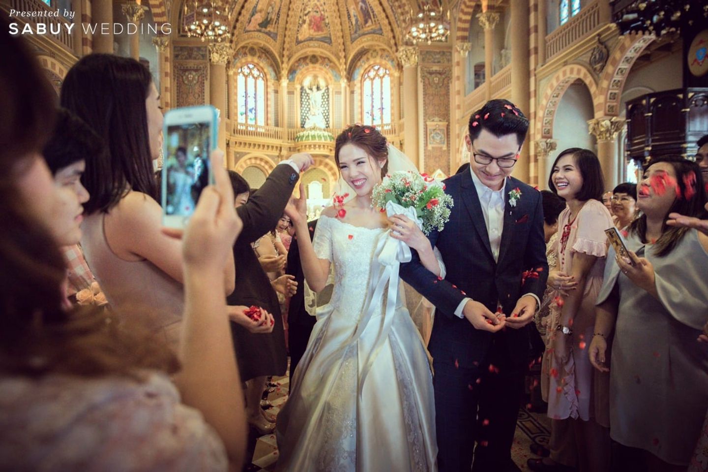 บ่าวสาว,ชุดบ่าวสาว,ดอกไม้เจ้าสาว,ชุดเจ้าสาว,ชุดเจ้าบ่าว,รูปงานแต่ง รีวิวงานแต่งเจ้าสาว #ทีมSabuy สามงานจัดง่าย แพลนได้เอง @Bangkok Marriott Sukhumvit