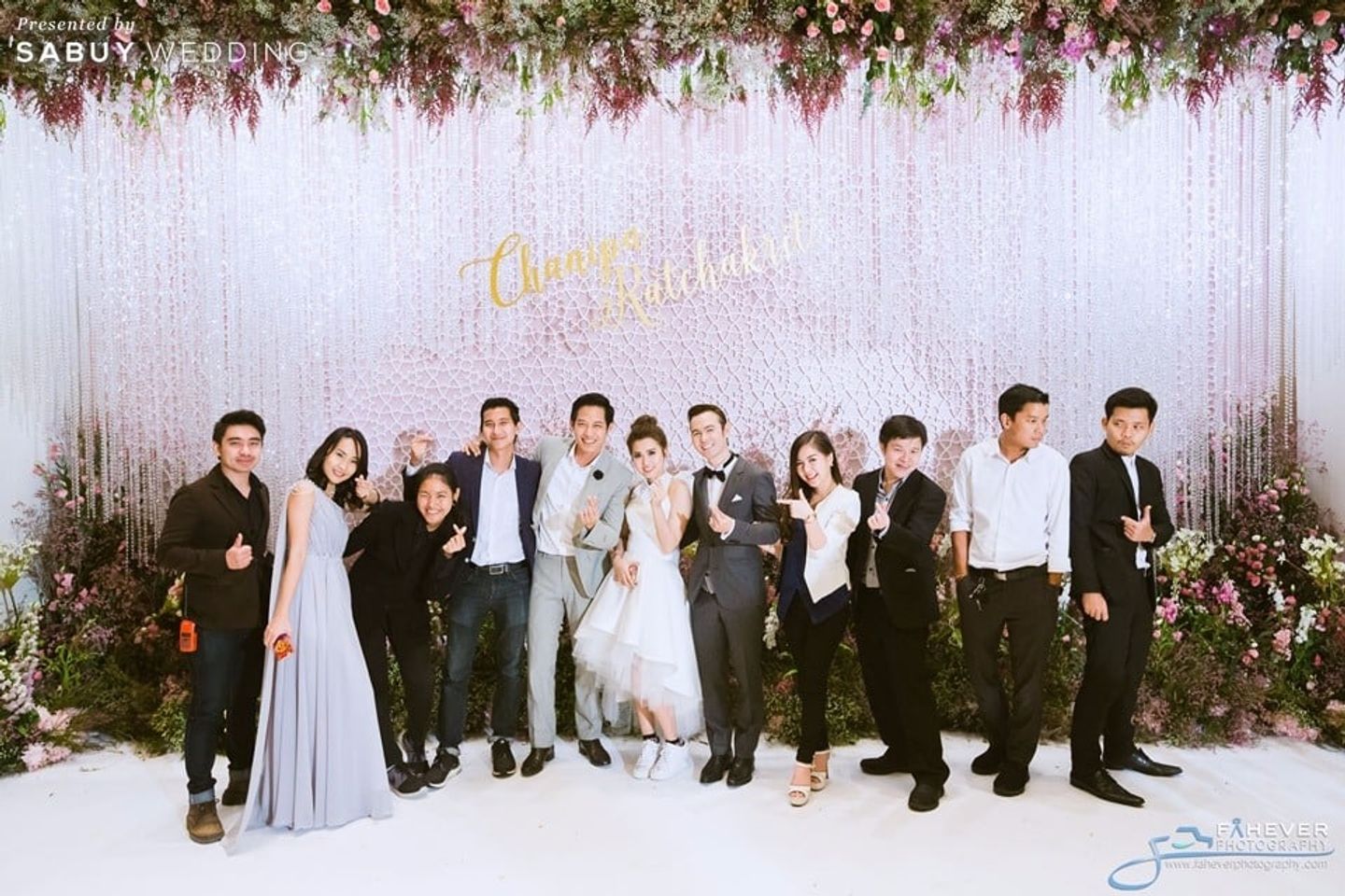 บ่าวสาว,ชุดบ่าวสาว,นักร้อง,backdrop งานแต่ง,ตกแต่งงานแต่ง,จัดดอกไม้งานแต่ง,ธีมงานแต่ง,เพื่อนเจ้าสาว รีวิวงานแต่งสวยหวานงานดอกไม้ ดั่งเทพนิยายของเจ้าหญิงดิสนีย์ @The Peninsula Bangkok
